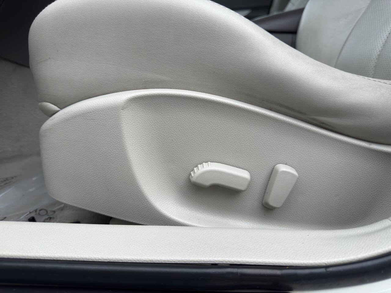 Used 2015 INFINITI Q40 RWD image 20