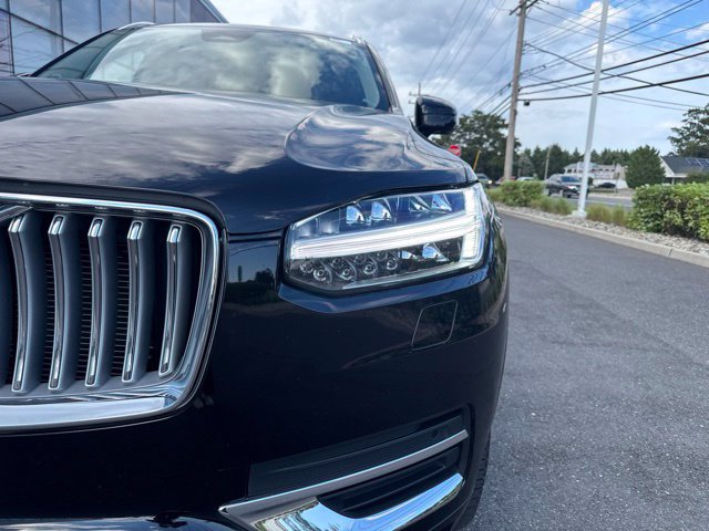 Certified 2025 Volvo XC90 T8 Plus AWD/4WD image 8