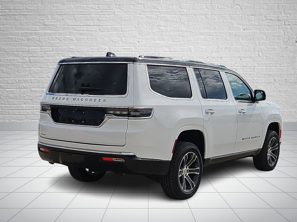 Used 2023 Jeep Grand Wagoneer 4WD image 4