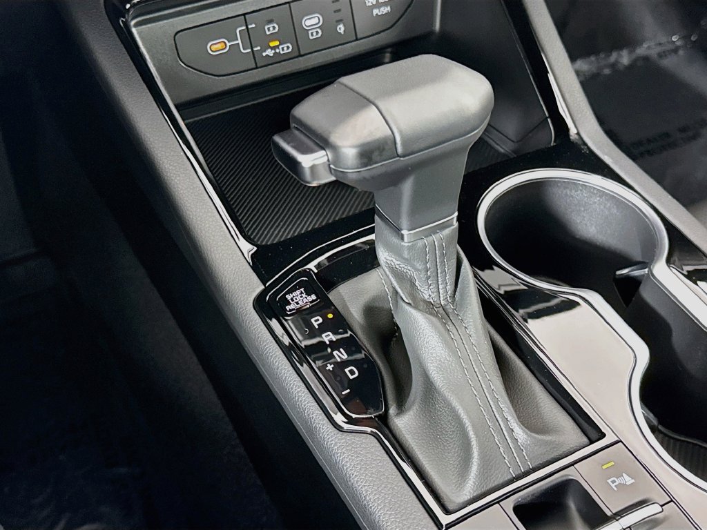 New 2027 Kia K5 GT-Line FWD image 18
