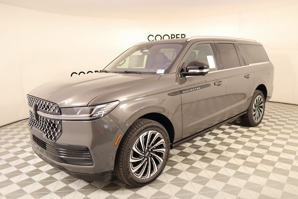 New 2025 Lincoln Navigator L Black Label image 10