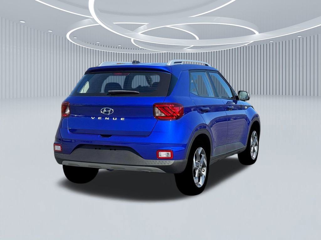 New 2026 Hyundai Venue SEL FWD image 7