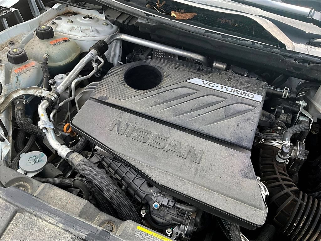 Used 2023 Nissan Rogue SV AWD/4WD image 32