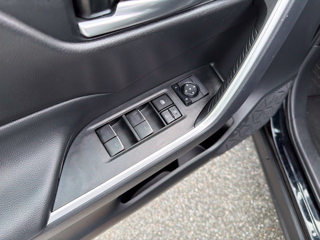 Used 2025 Toyota RAV4 XLE w/ Weather Package AWD/4WD image 12