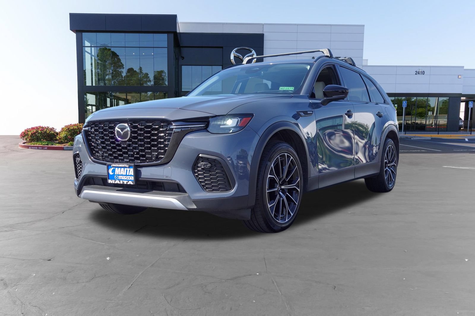 Certified 2025 MAZDA CX-70 Plug-In Hybrid w/ Premium Pkg AWD/4WD image 9