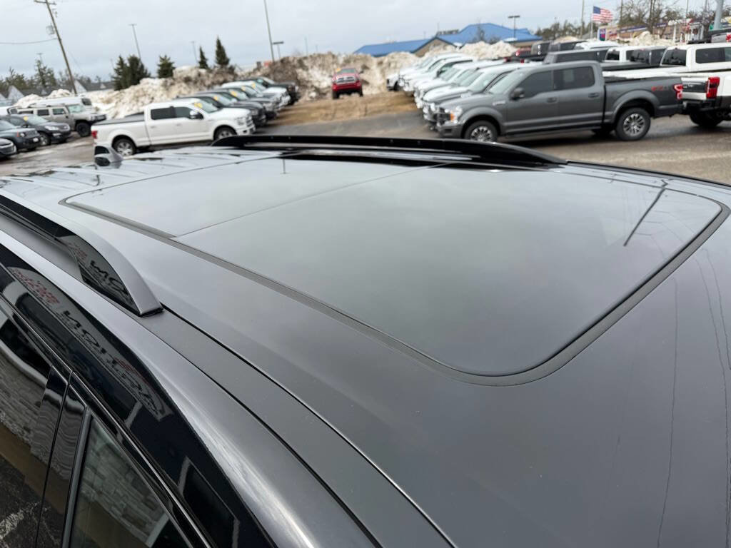 Used 2026 Chevrolet Traverse RS image 74