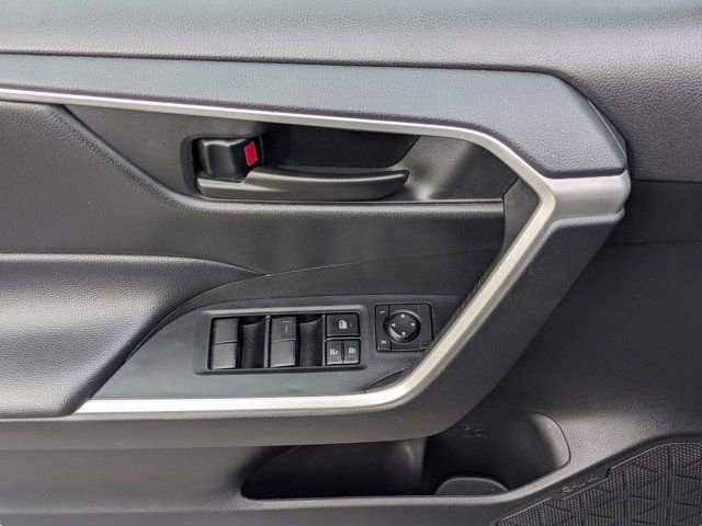 Used 2024 Toyota RAV4 LE image 18