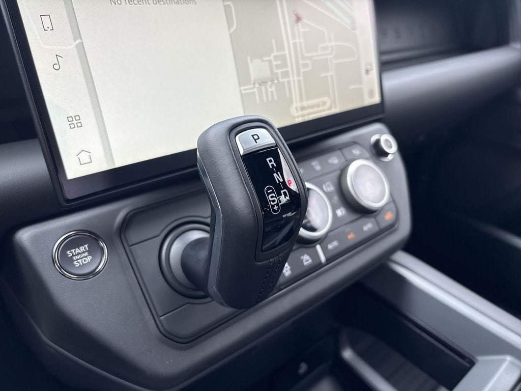 New 2026 Land Rover Defender 110 X-Dynamic SE AWD/4WD image 27