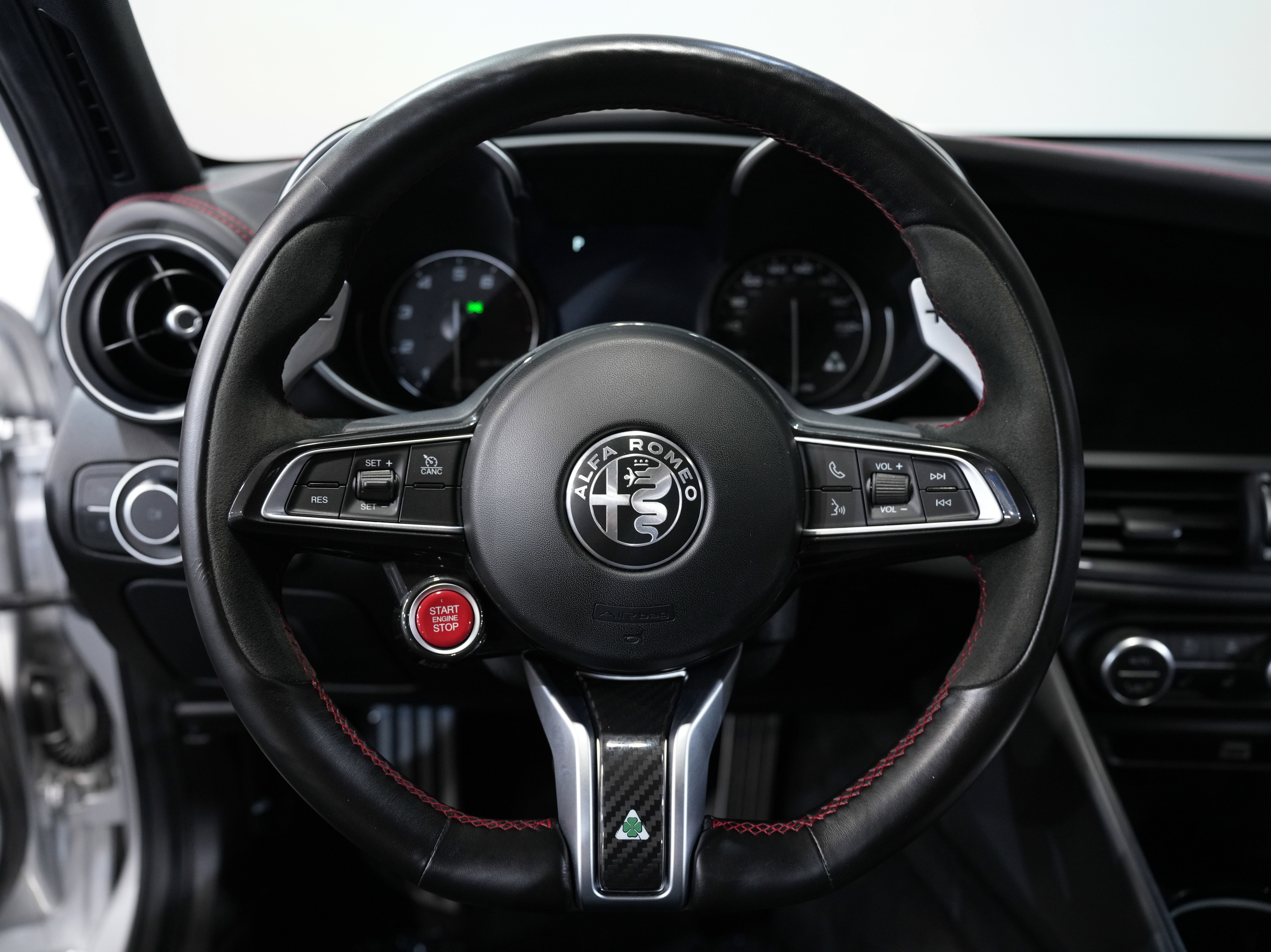 Used 2020 Alfa Romeo Giulia Quadrifoglio w/ Nero Edizione image 42