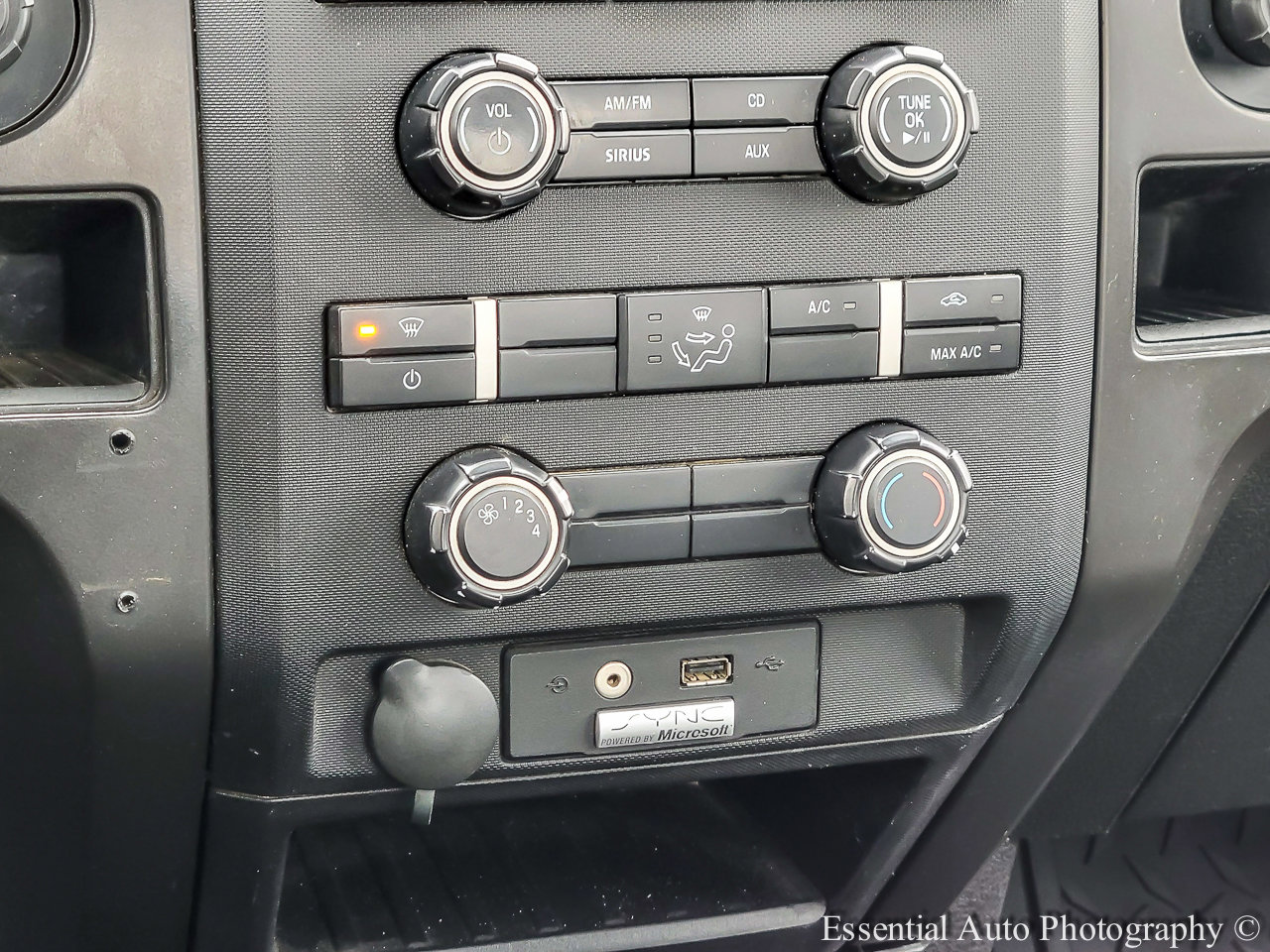 Used 2014 Ford F150 XL w/ Equipment Group 101A Mid AWD/4WD image 16