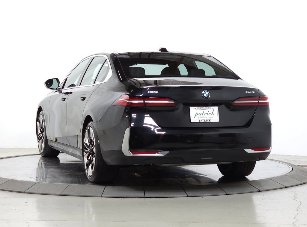 Used 2024 BMW 540i xDrive AWD/4WD image 6