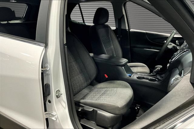 Used 2023 Chevrolet Equinox LT w/ LPO, Floor Liner Package AWD/4WD image 26