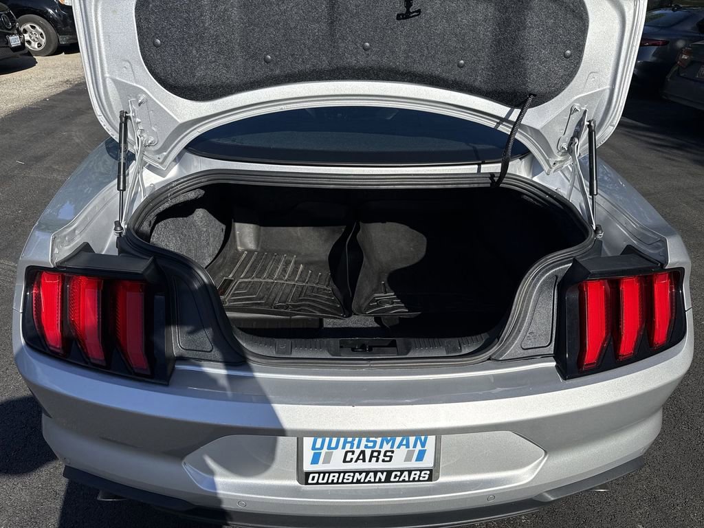 Used 2019 Ford Mustang Premium RWD image 20