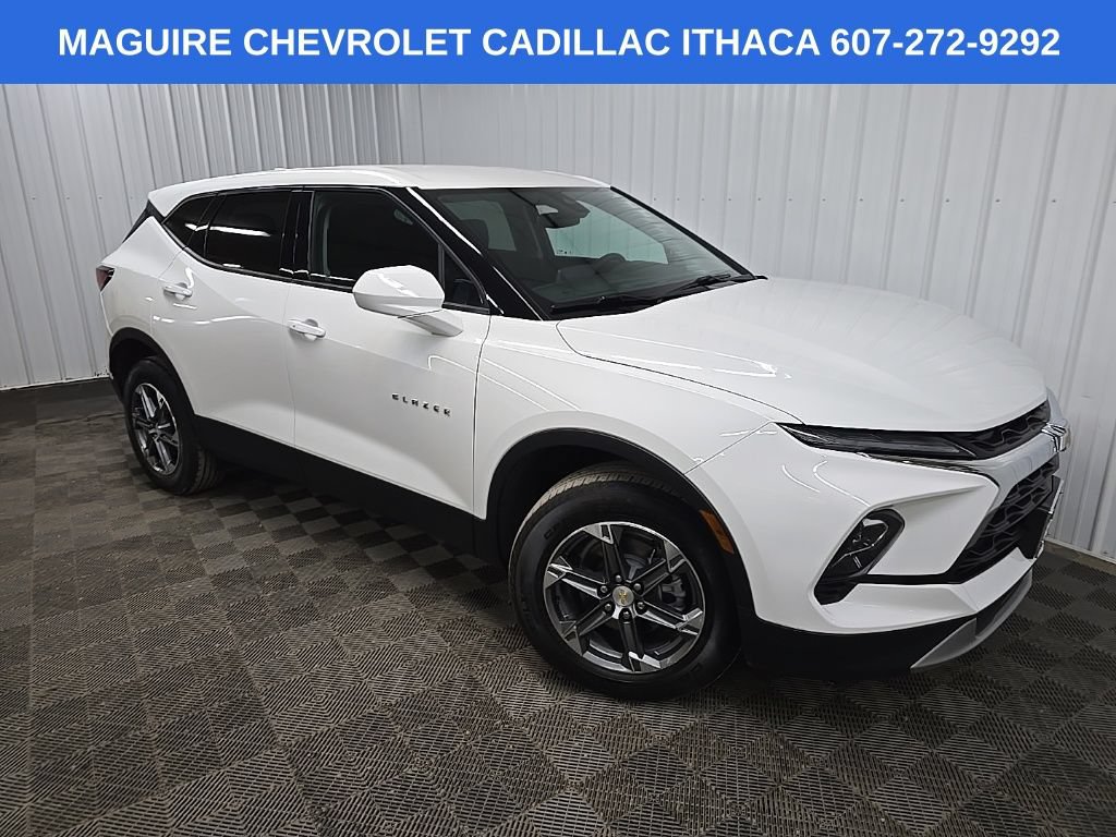Used 2023 Chevrolet Blazer LT w/ LPO, Cargo Package AWD/4WD image 7