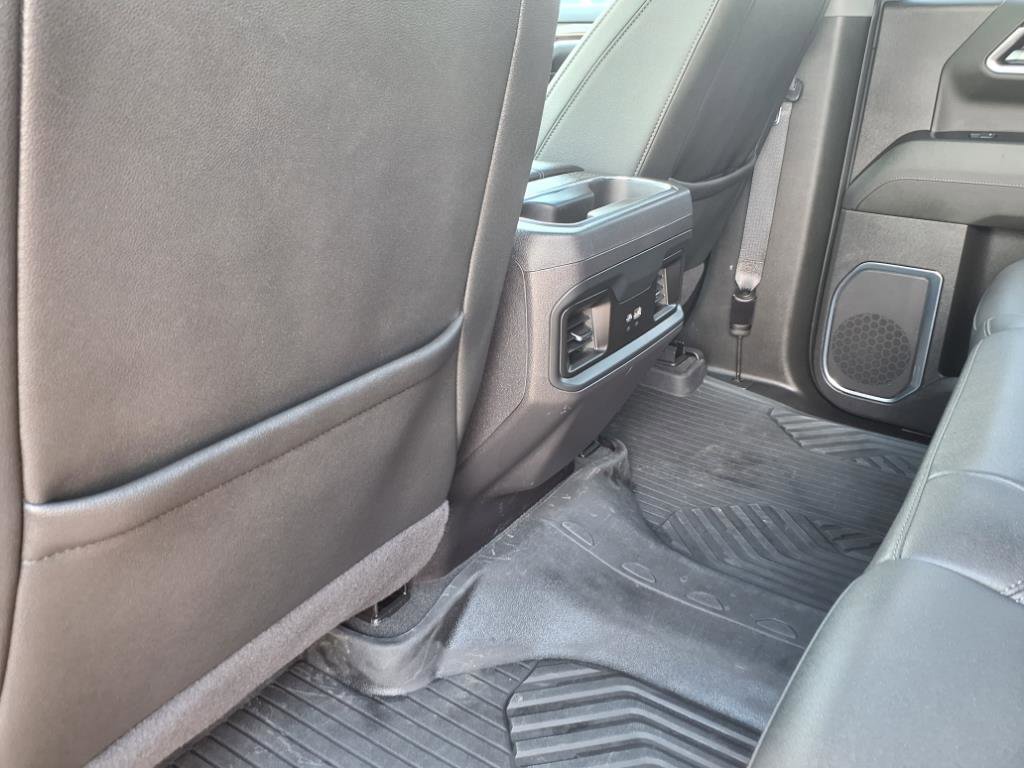 Used 2024 Chevrolet Silverado 1500 LT Trail Boss w/ Convenience Package II image 9