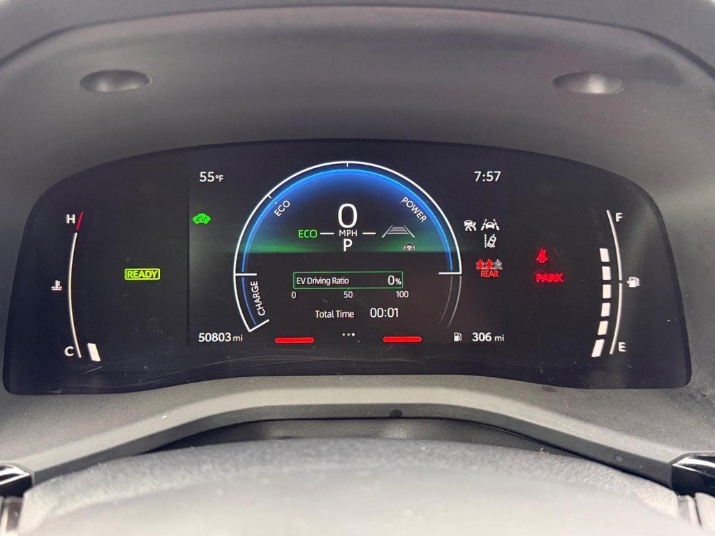 Certified 2025 Toyota Camry SE FWD image 19