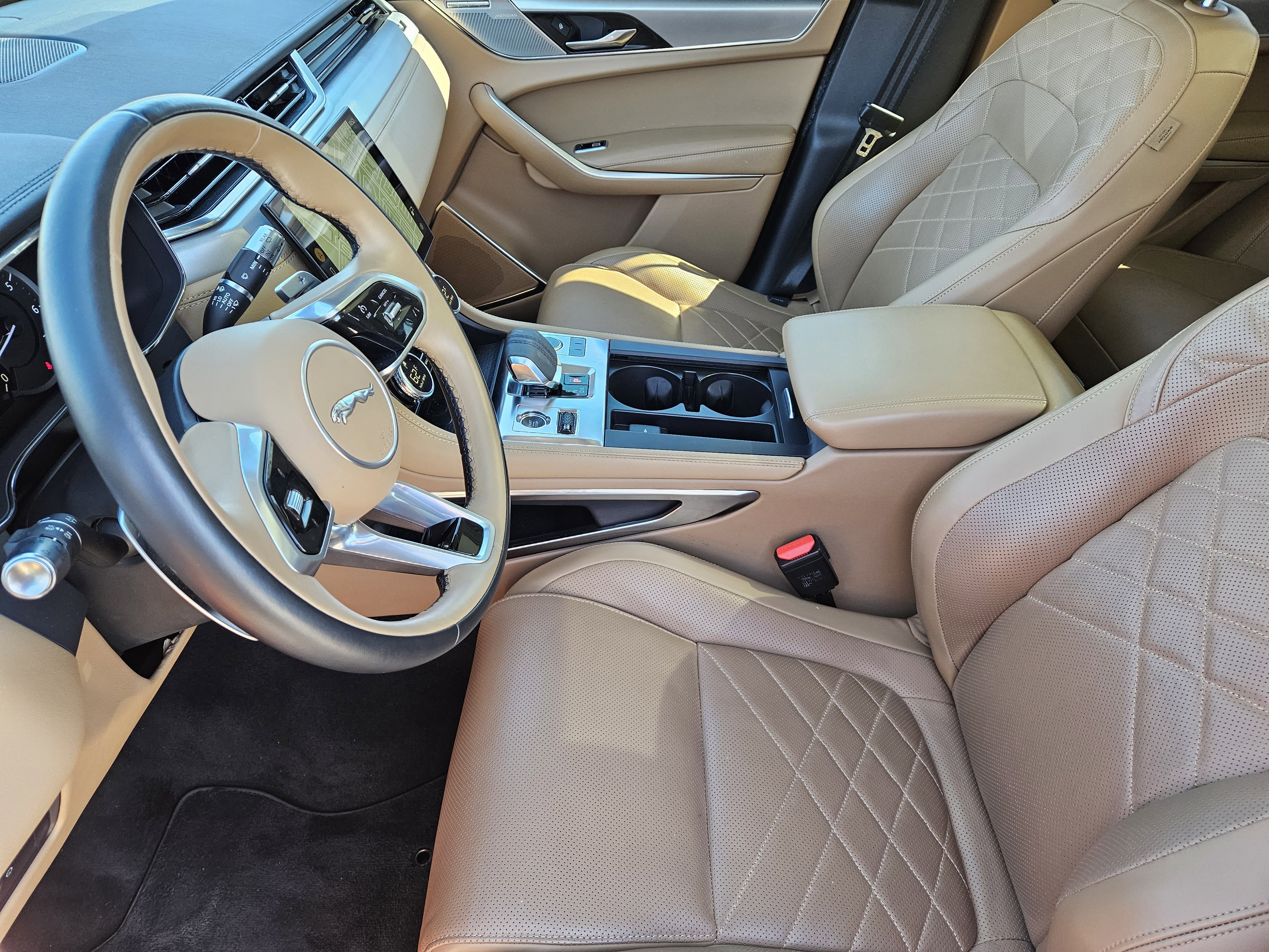 Used 2022 Jaguar F-PACE S image 15