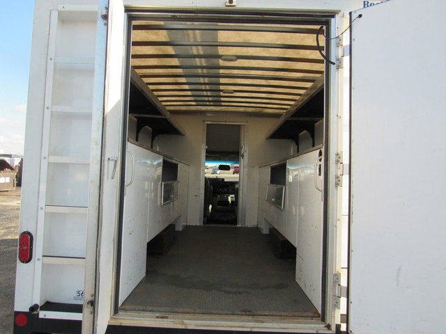 Used 2023 Ford E-350 and Econoline 350 Super Duty w/ Power Windows & Locks Group image 22