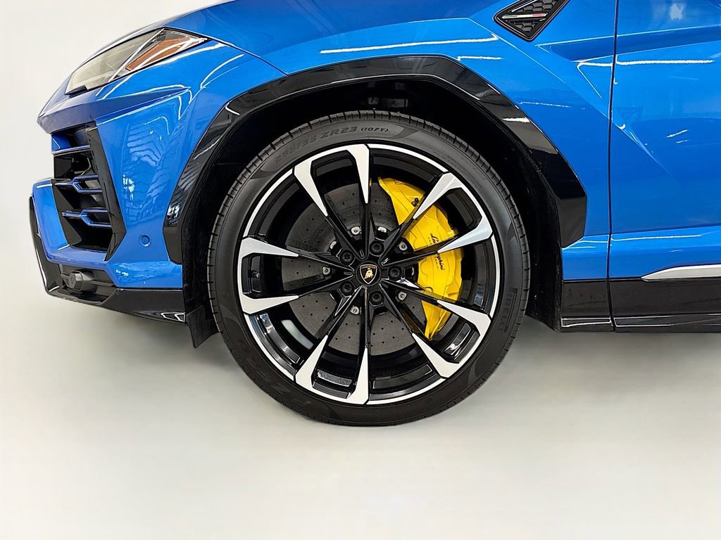 Used 2021 Lamborghini Urus image 31