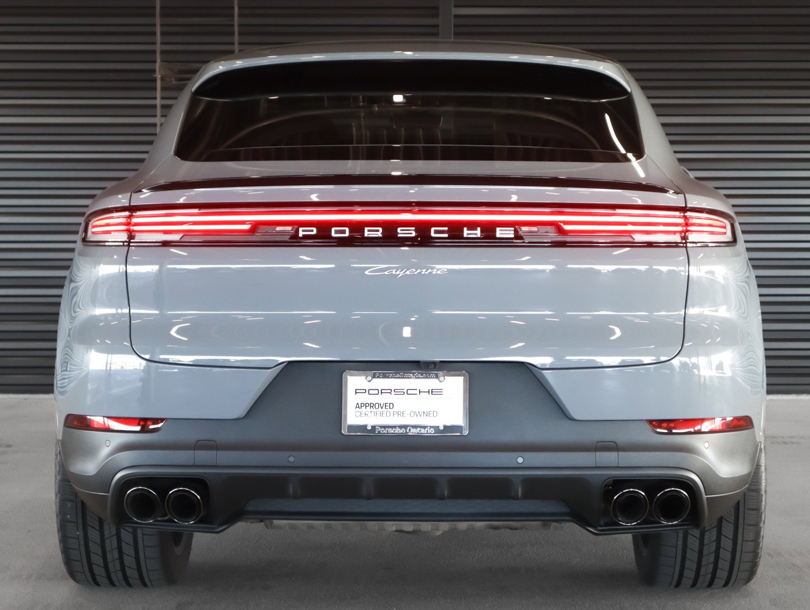 Certified 2025 Porsche Cayenne Coupe image 9