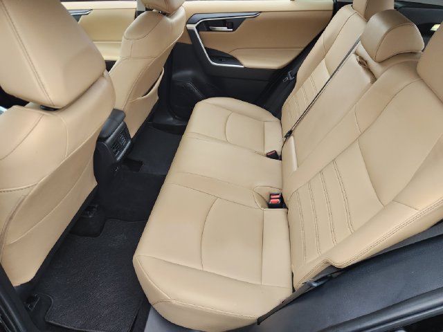 Certified 2025 Toyota RAV4 XLE Premium FWD image 24
