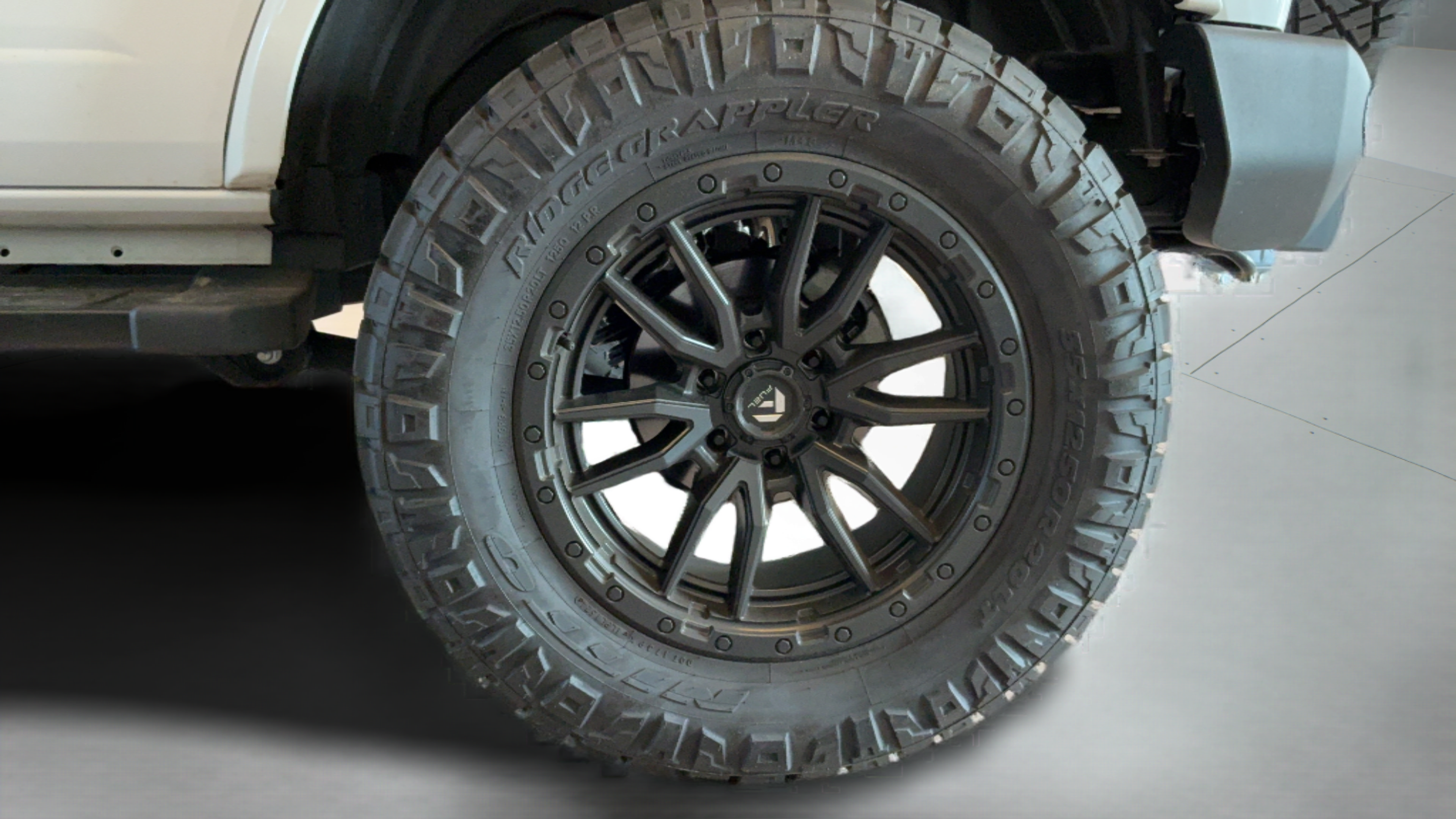 Used 2024 Ford Bronco Outer Banks AWD/4WD image 46
