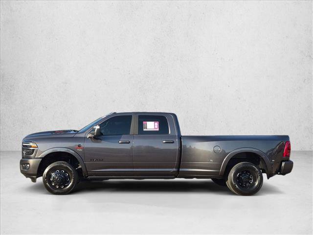 Used 2025 RAM 3500 Limited AWD/4WD image 7