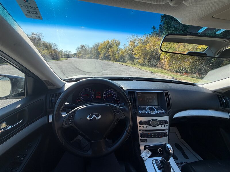 Used 2009 INFINITI G37 x Sedan AWD/4WD image 12