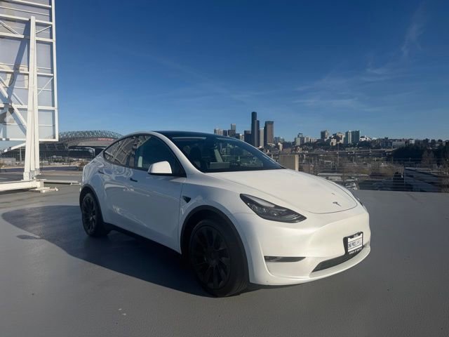Used 2021 Tesla Model Y Long Range image 1