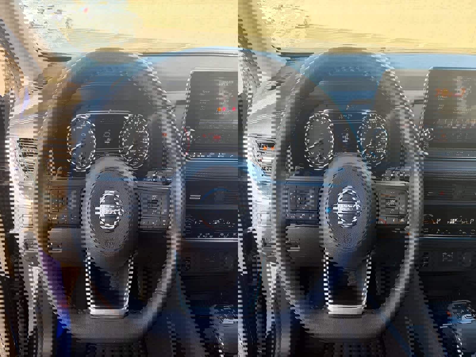 Certified 2024 Nissan Rogue SV w/ SV Premium Package image 17