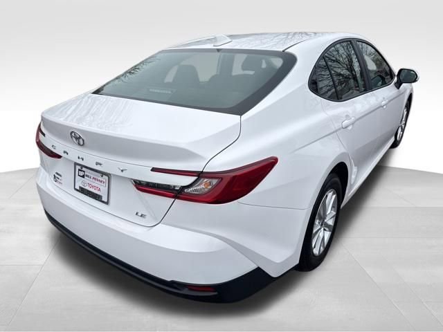 Used 2025 Toyota Camry LE AWD/4WD image 5