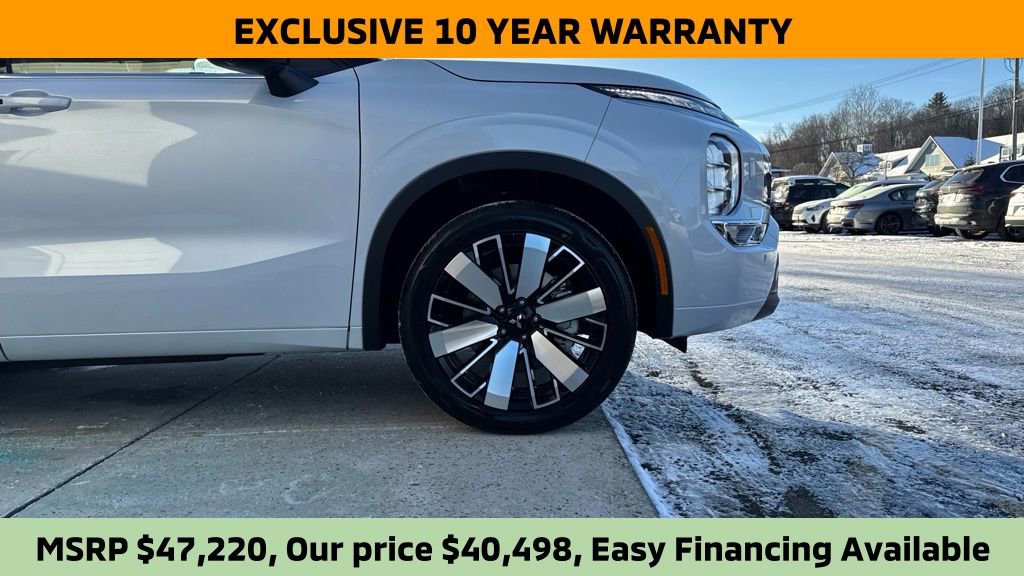 New 2026 Mitsubishi Outlander SEL image 9