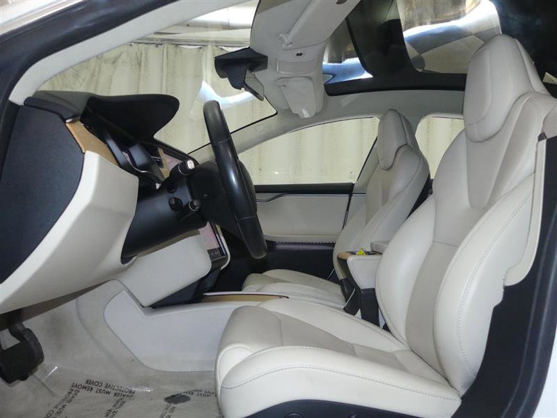 Used 2018 Tesla Model S 100D image 17
