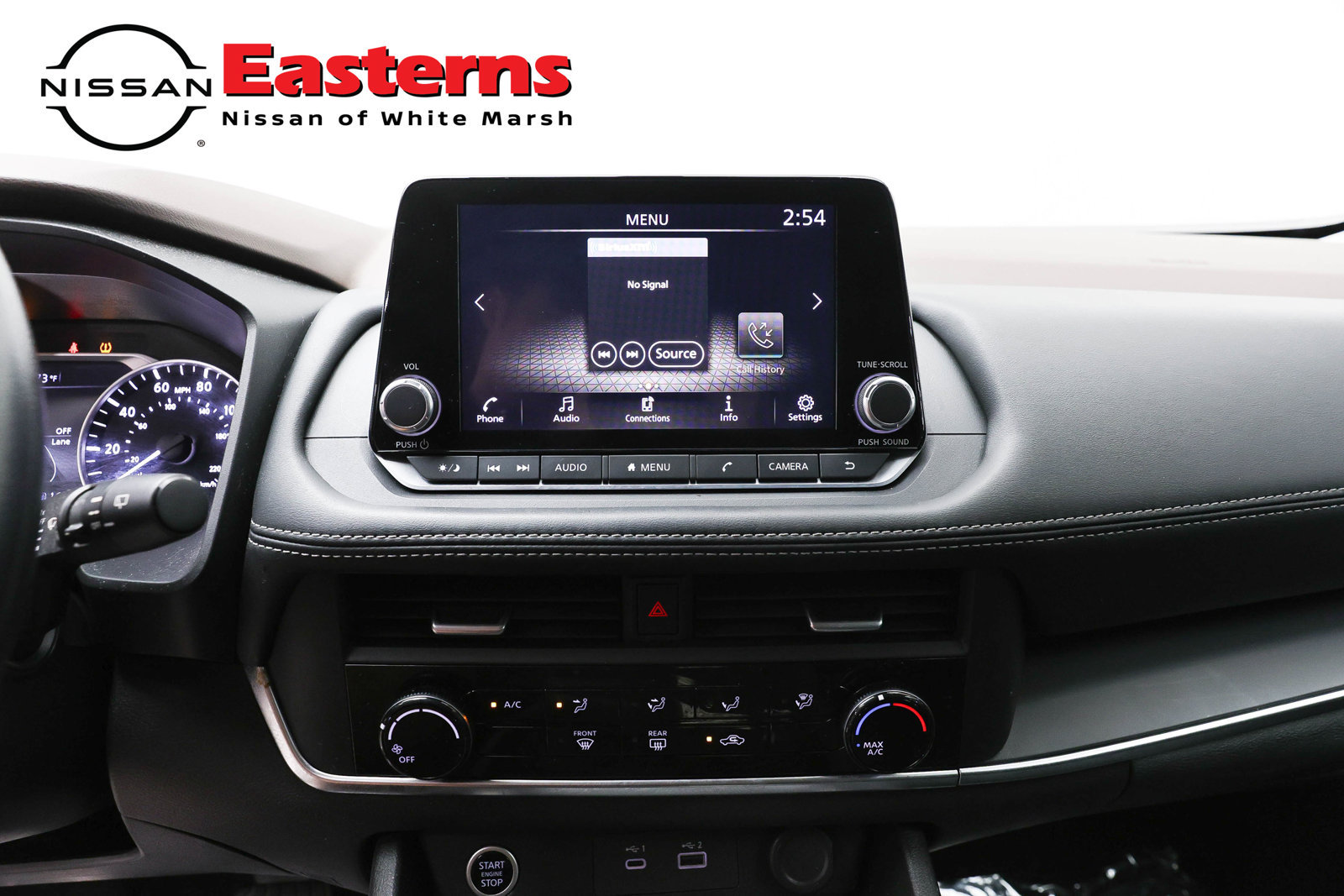 Used 2023 Nissan Rogue S AWD/4WD image 12