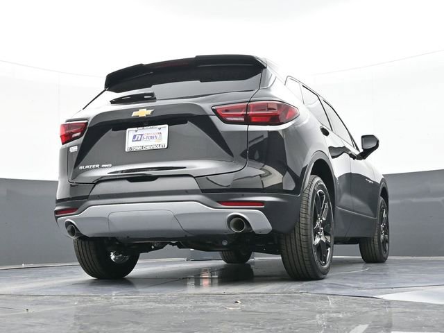 New 2026 Chevrolet Blazer LT w/ Convenience Package AWD/4WD image 38