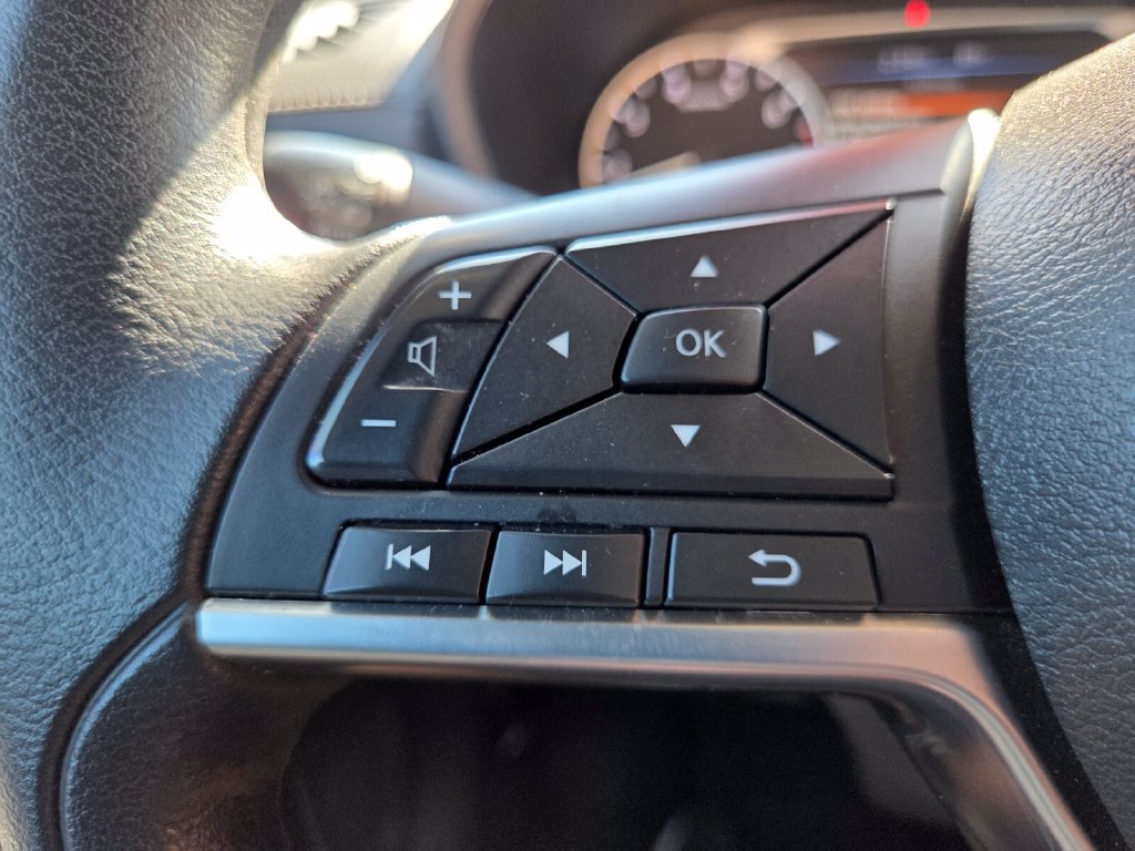 Used 2024 Nissan Sentra SV FWD image 13