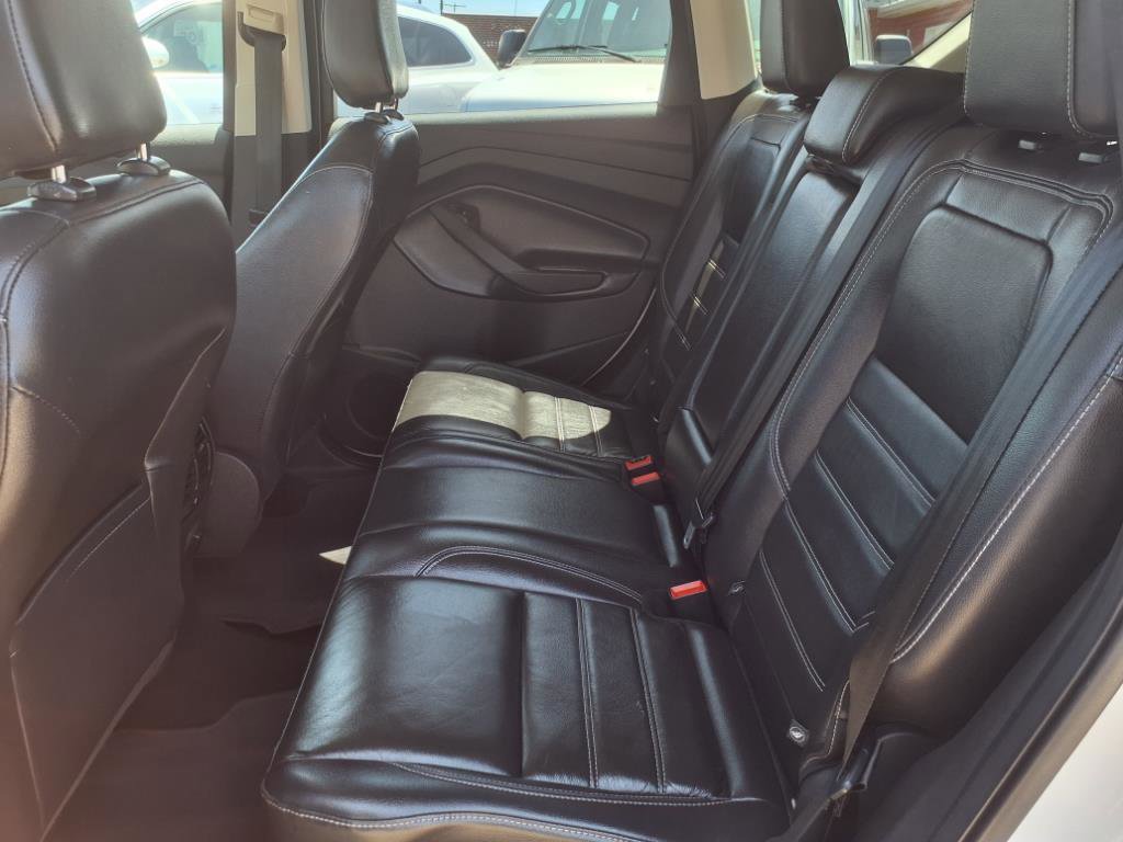 Used 2018 Ford Escape SEL w/ Canadian Touring Package image 5