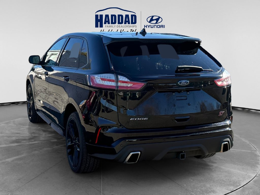 Used 2019 Ford Edge ST w/ Equipment Group 401A AWD/4WD image 3