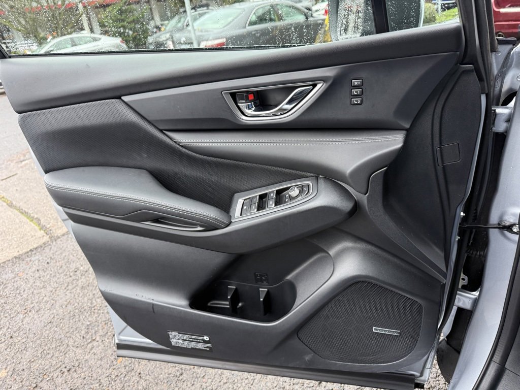 Used 2023 Subaru Ascent Limited w/ Technology Package image 26