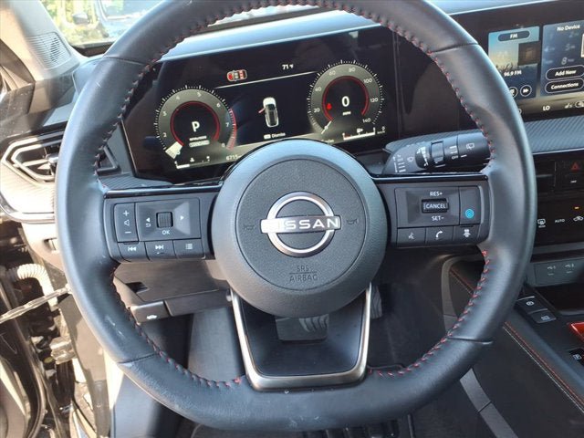 Used 2026 Nissan Kicks SR w/ Cold Weather Package AWD/4WD image 14