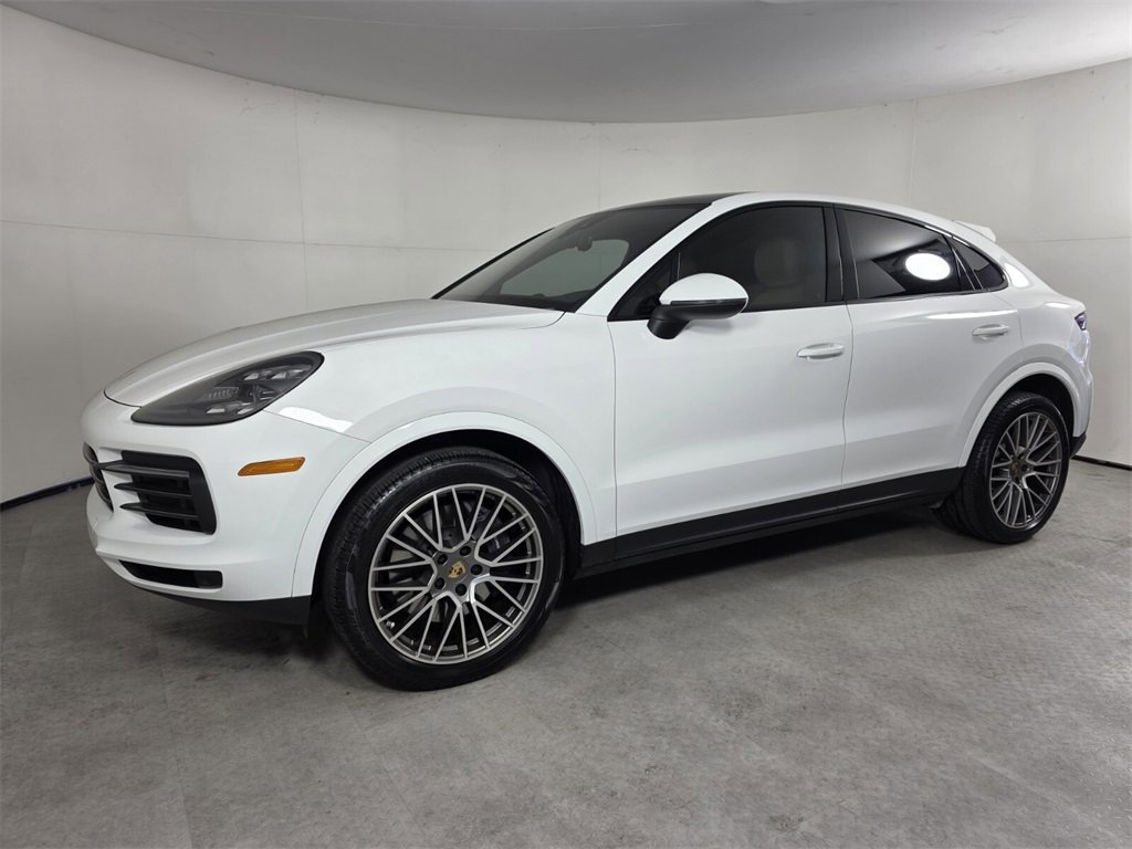 Used 2022 Porsche Cayenne image 8
