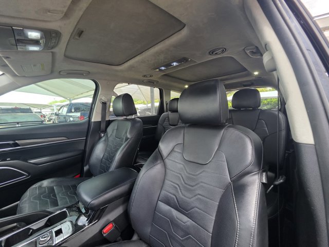 Used 2022 Kia Telluride SX w/ SX Prestige Package AWD/4WD image 14