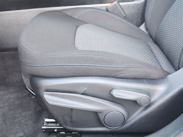 Used 2025 Jeep Compass Sport image 21