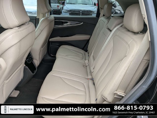 Certified 2023 Lincoln Nautilus FWD w/ Premium Package image 14