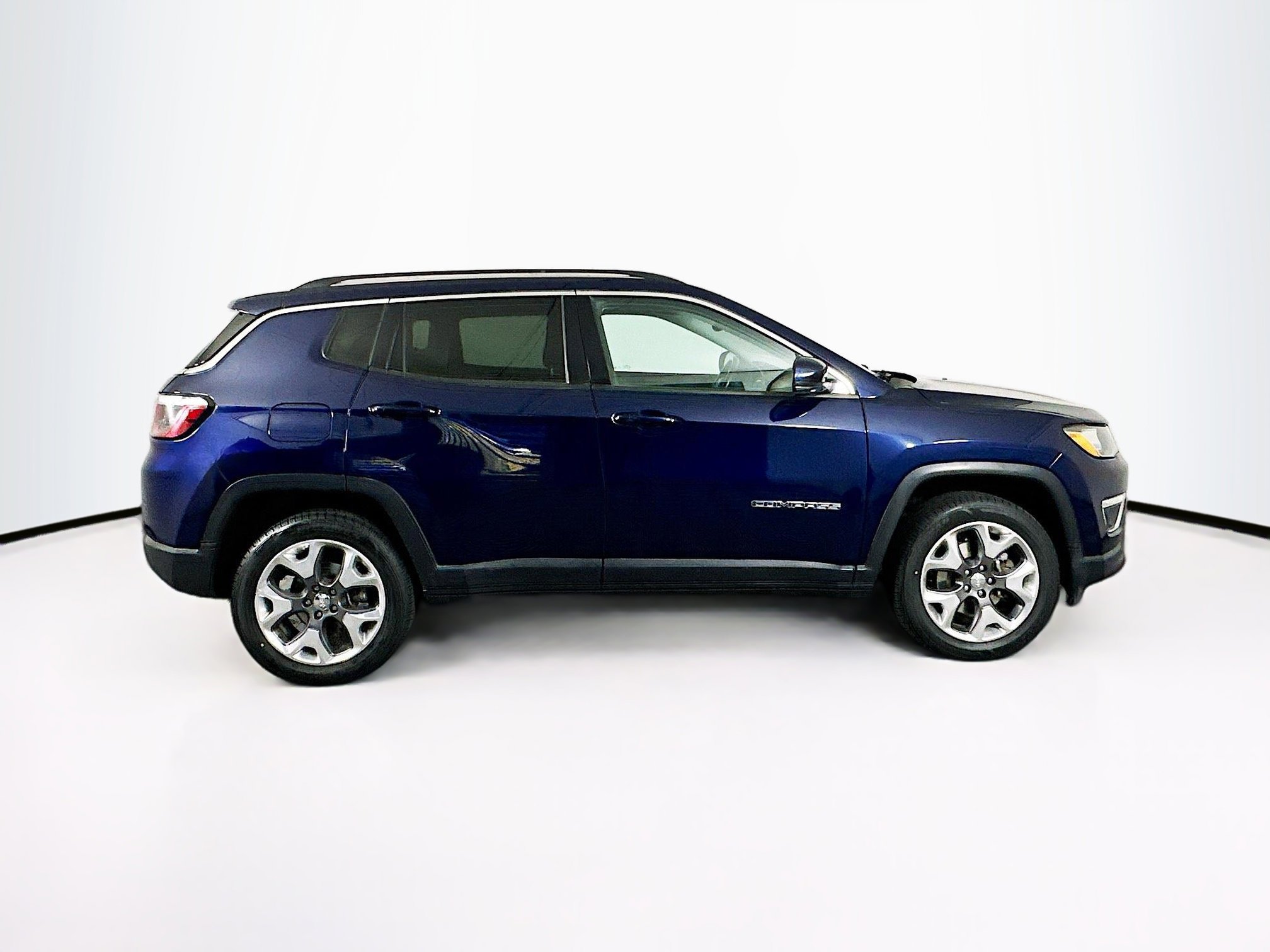 Used 2021 Jeep Compass Limited image 10