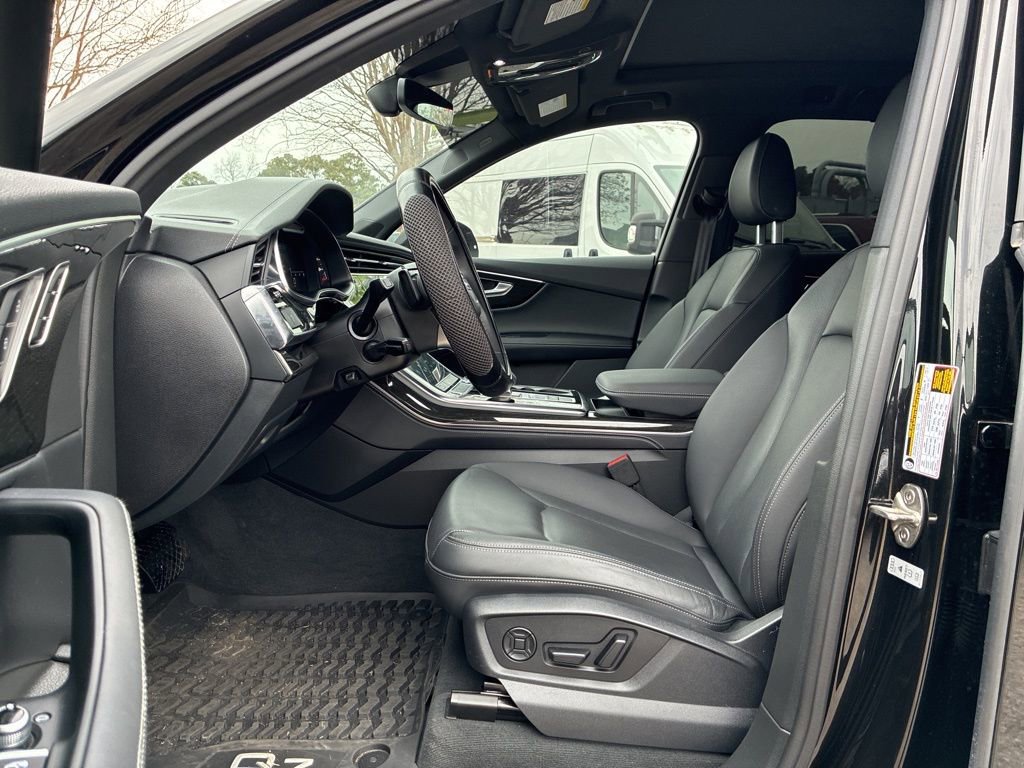 Used 2025 Audi Q7 2.0T Premium Plus image 10