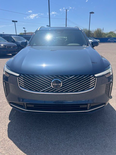 New 2026 Volvo XC90 B6 Plus w/ Protection Package AWD/4WD image 8