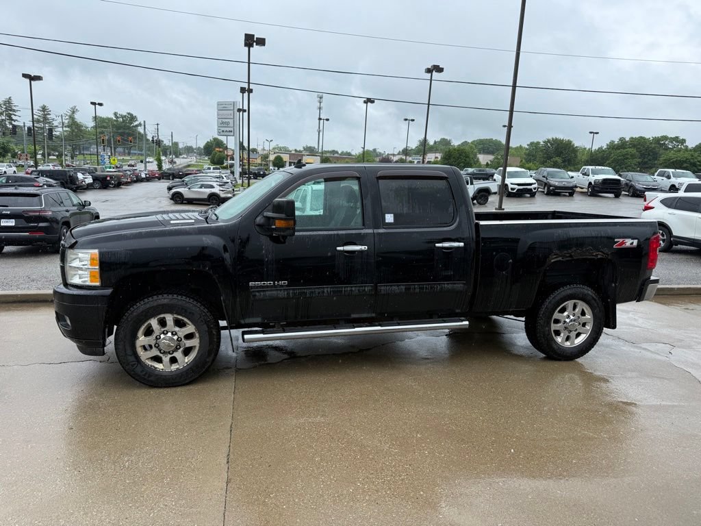 Used 2012 Chevrolet Silverado 2500 LTZ w/ LTZ Plus Package AWD/4WD image 10