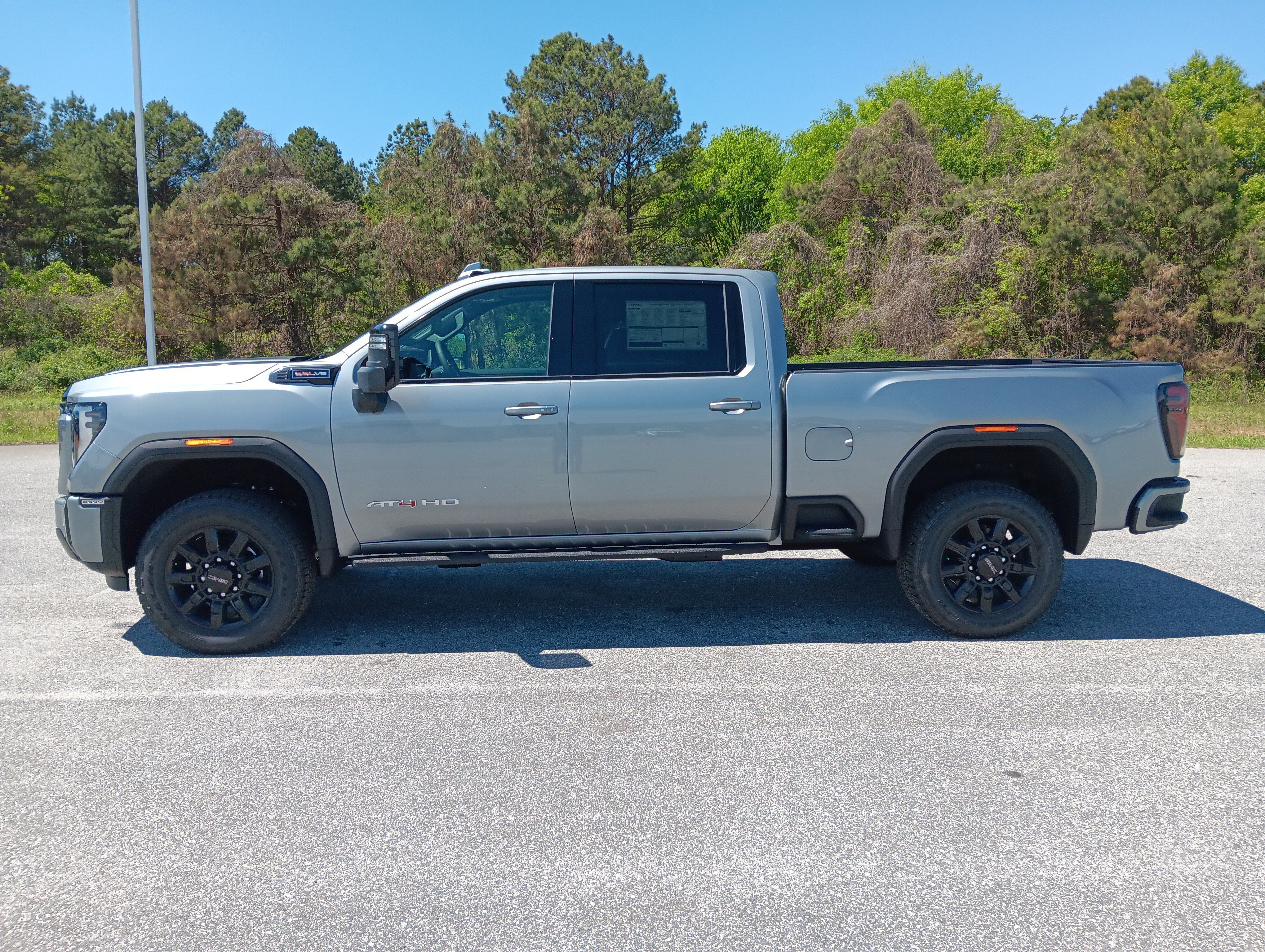 New 2026 GMC Sierra 2500 AT4 AWD/4WD image 3