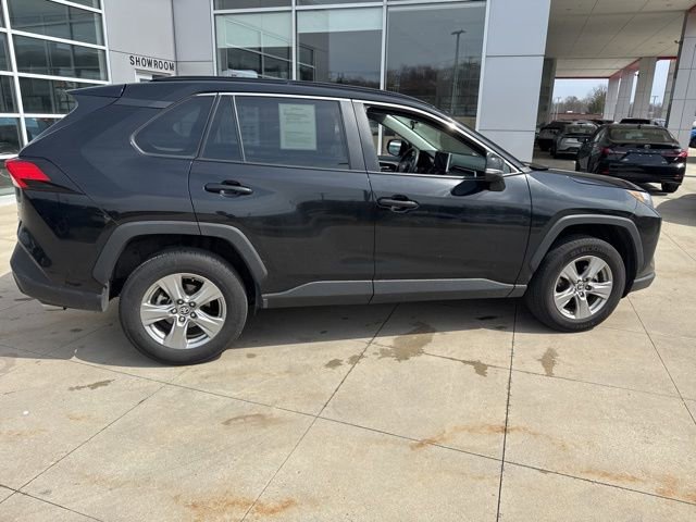 Used 2024 Toyota RAV4 XLE AWD/4WD image 8